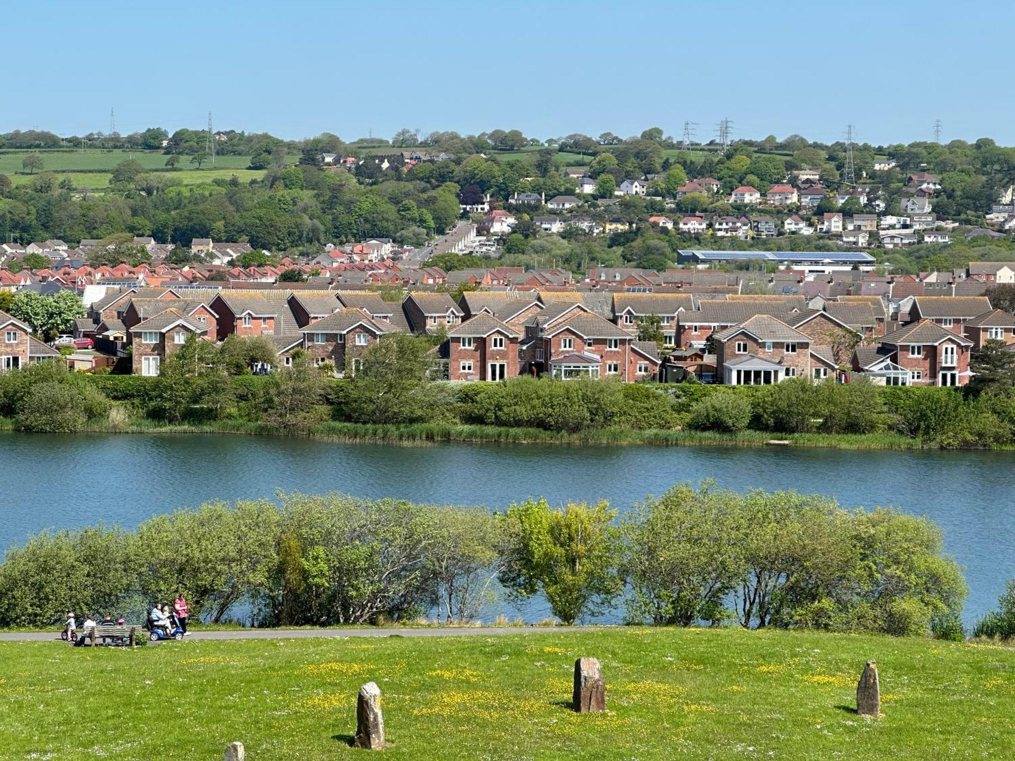 Stunning 2 Bed House Near Coastal Path/Lake/Beach Llanelli Eksteriør bilde